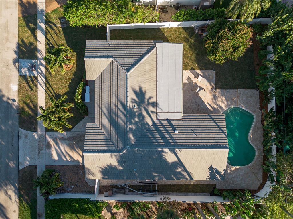 2830 Northeast 46th Street Lighthouse Point, FL 33064 - Photo 3 of 58