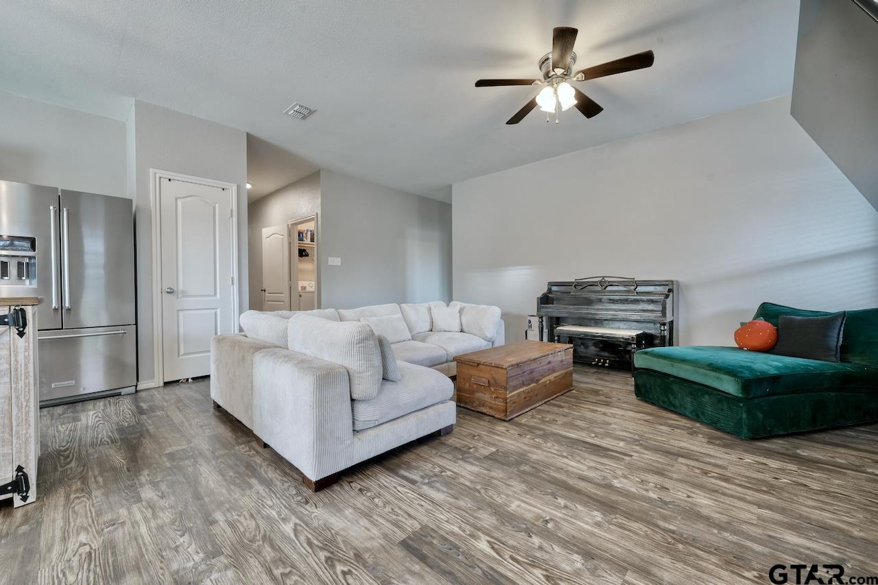 306 Ruffin Road Mabank, TX 75147 - Photo 6 of 43