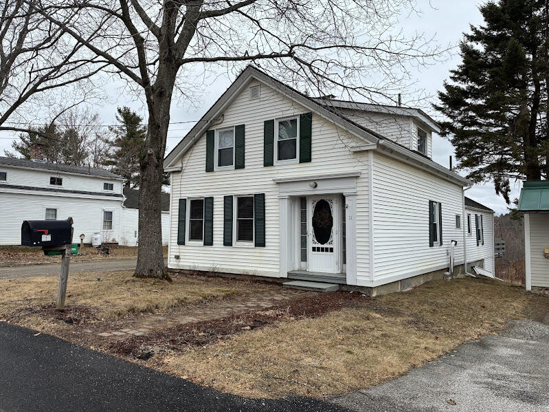 11 Church Street Winterport, ME 04496 - Photo 3 of 28 IMG_1697