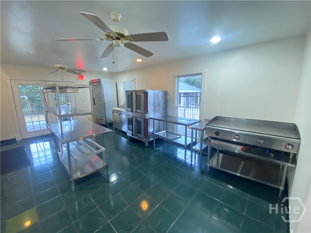 1029 South Elm Street Commerce, GA 30529 - Photo 19 of 35