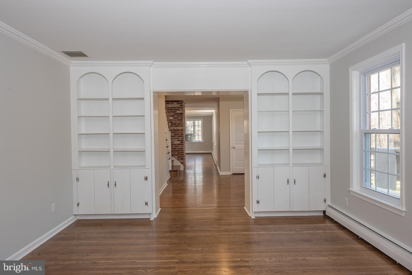 29 Marple Road Haverford, PA 19041 - Photo 4 of 30 Living Room Built-Ins