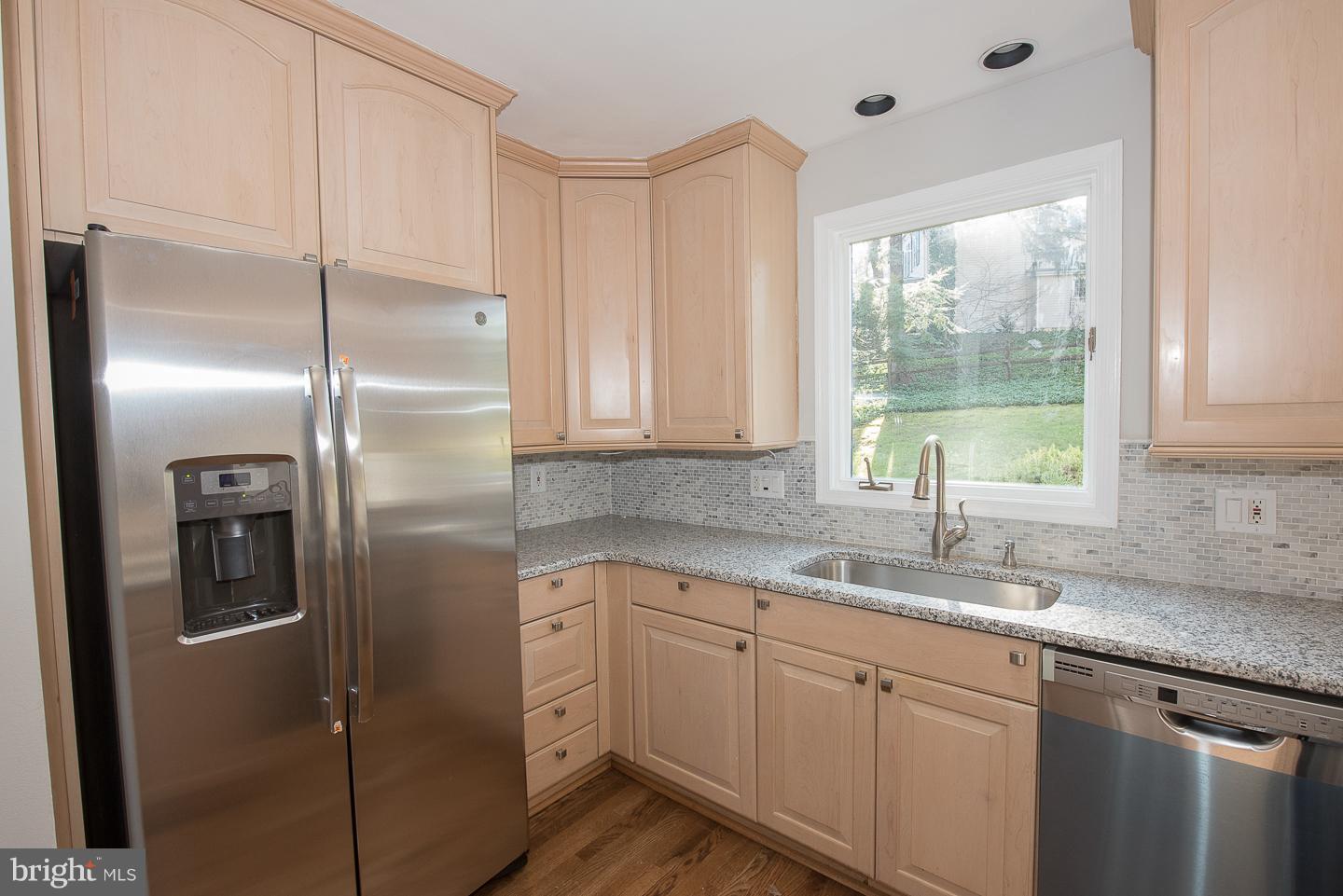 29 Marple Road Haverford, PA 19041 - Photo 8 of 30 Kitchen