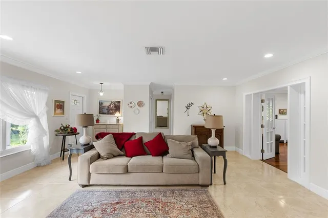 $479,900 | 7237 East Tropical Way, Plantation, FL 33317