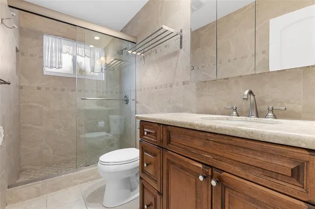 $479,900 | 7237 East Tropical Way, Plantation, FL 33317