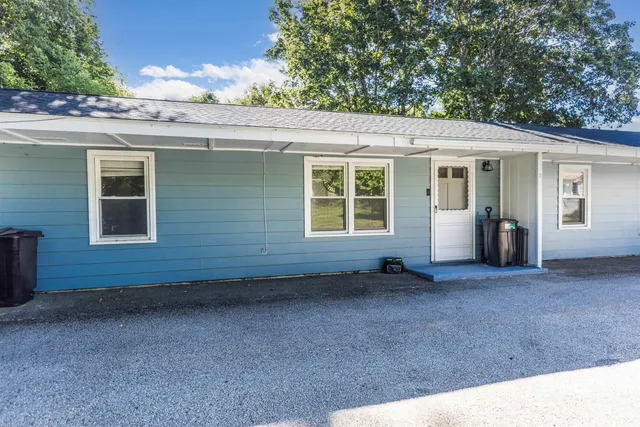 $239,900 | 108 Oak Street, Unit 2, Dover, NH 03820