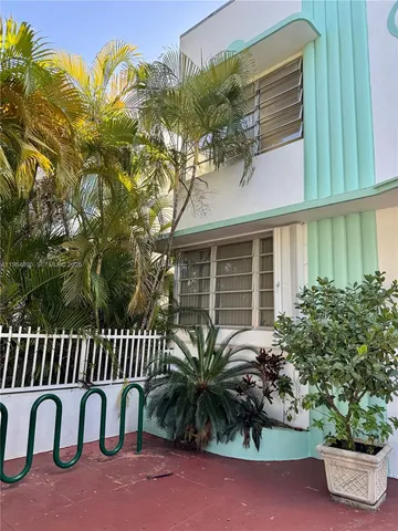 $1,695 | 760 Jefferson Avenue, Unit 10, Miami Beach, FL 33139
