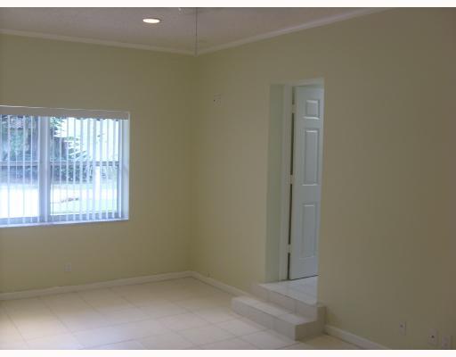 715 West Park Drive Boca Raton, FL 33432 - Photo 3 of 15 Additional Photo