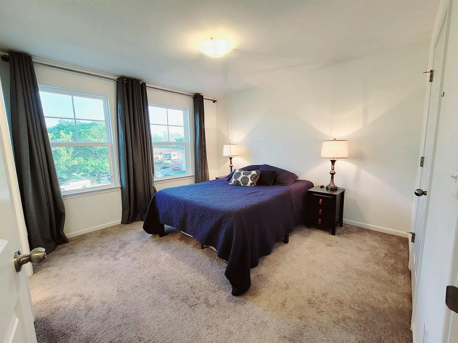 2500 Normandy Road, Unit 72 Royal Oak, MI 48073 - Photo 5 of 11 Primary Bedroom