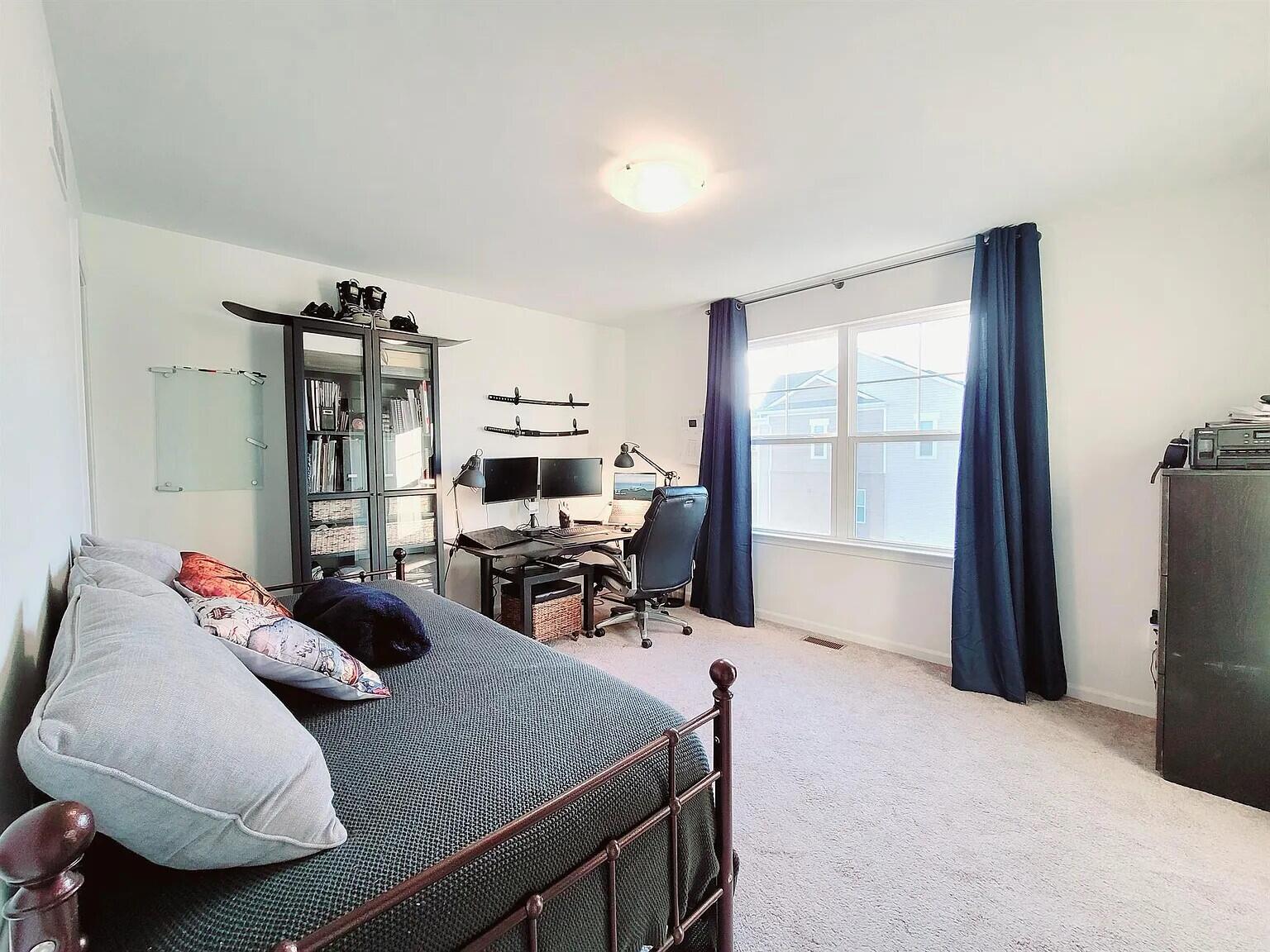 2500 Normandy Road, Unit 72 Royal Oak, MI 48073 - Photo 7 of 11 Second Bedroom