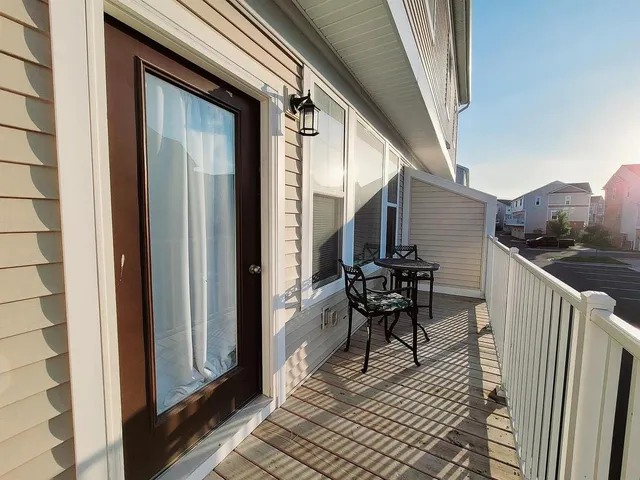 $2,550 | 2500 Normandy Road, Unit 72, Royal Oak, MI 48073