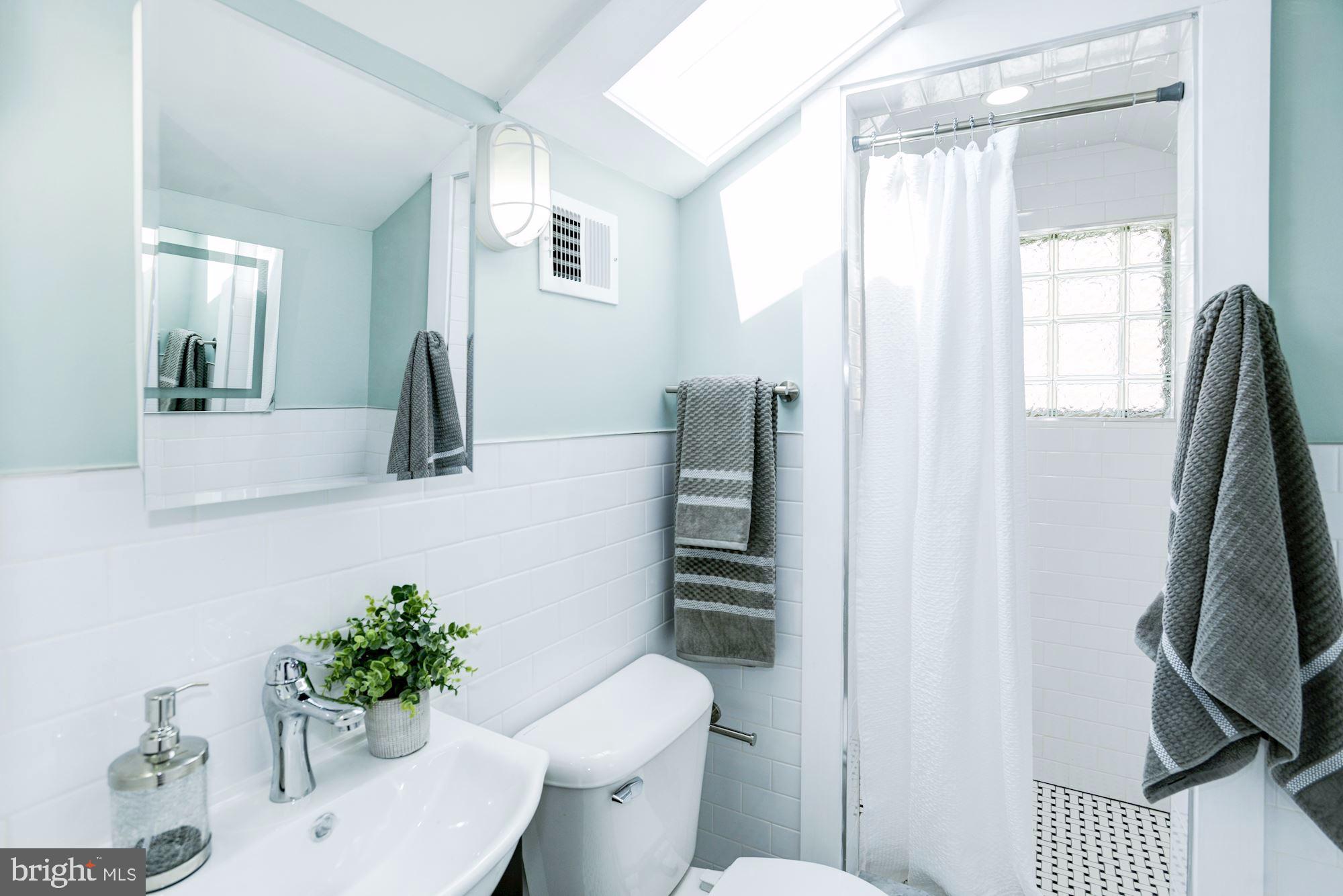 12 Nicholson Street Northwest Washington, DC 20011 - Photo 28 of 45