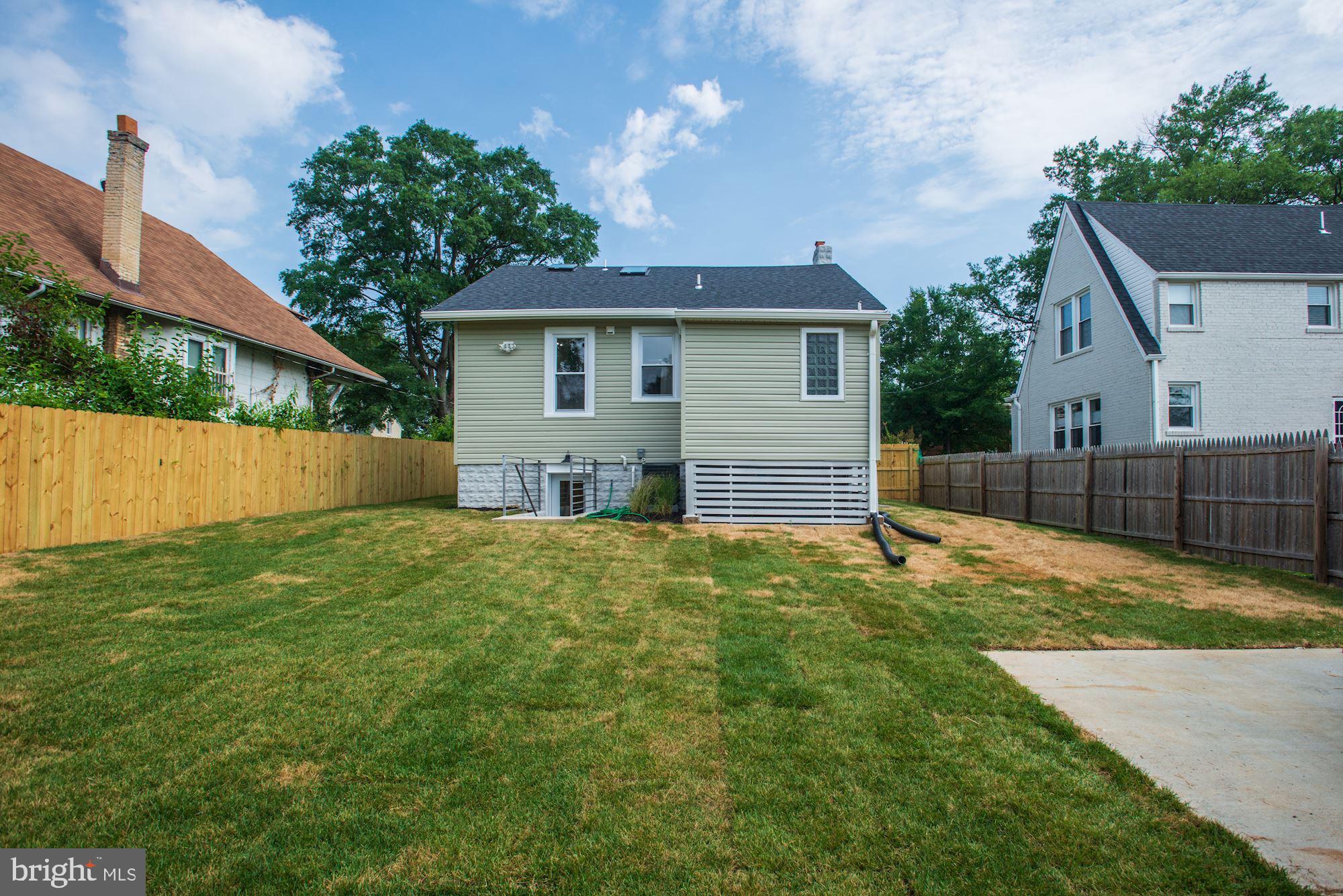 12 Nicholson Street Northwest Washington, DC 20011 - Photo 42 of 45