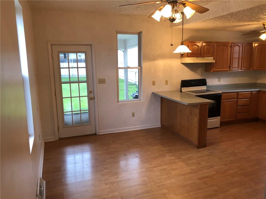 438 East Washington Street Rochester, PA 15074 - Photo 5 of 15