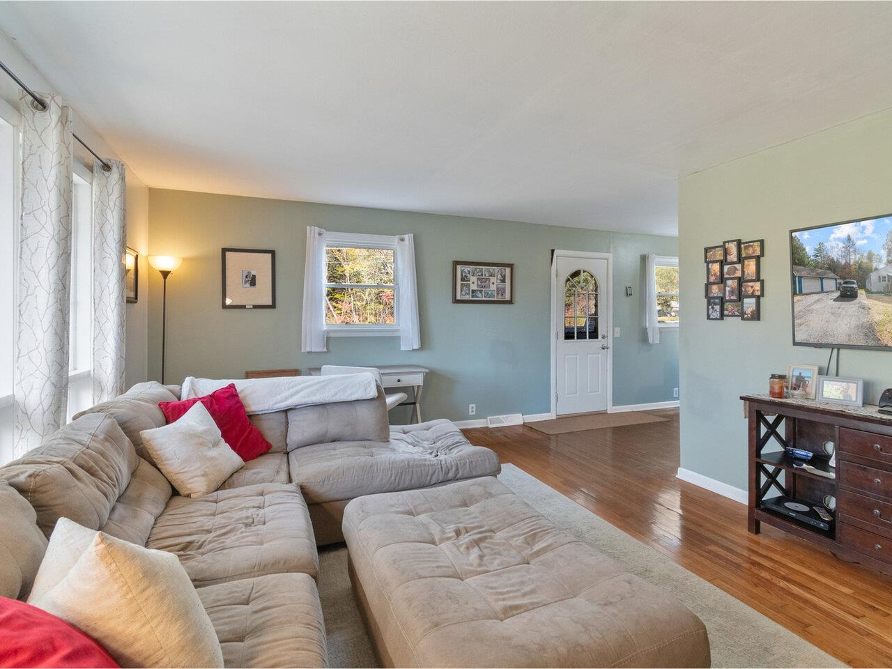 938 Perry Hill Road Waterbury, VT 05676 - Photo 14 of 43