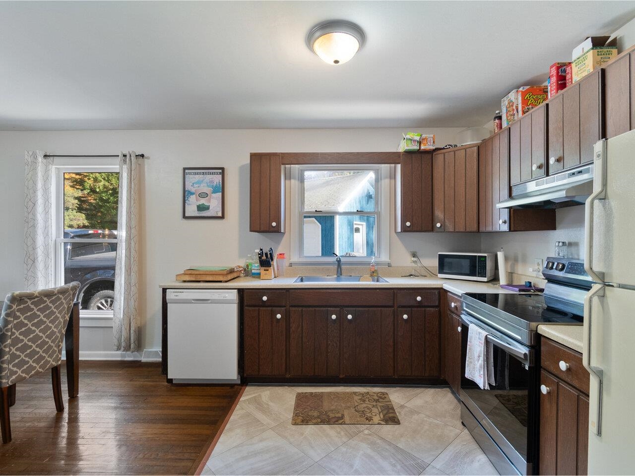 938 Perry Hill Road Waterbury, VT 05676 - Photo 9 of 43