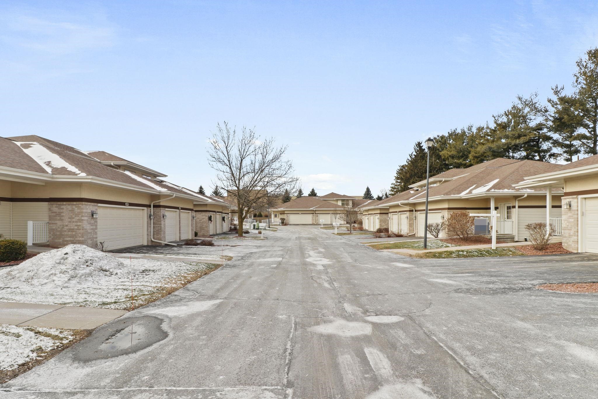 702 Clardell Drive Sun Prairie, WI 53590 - Photo 34 of 35