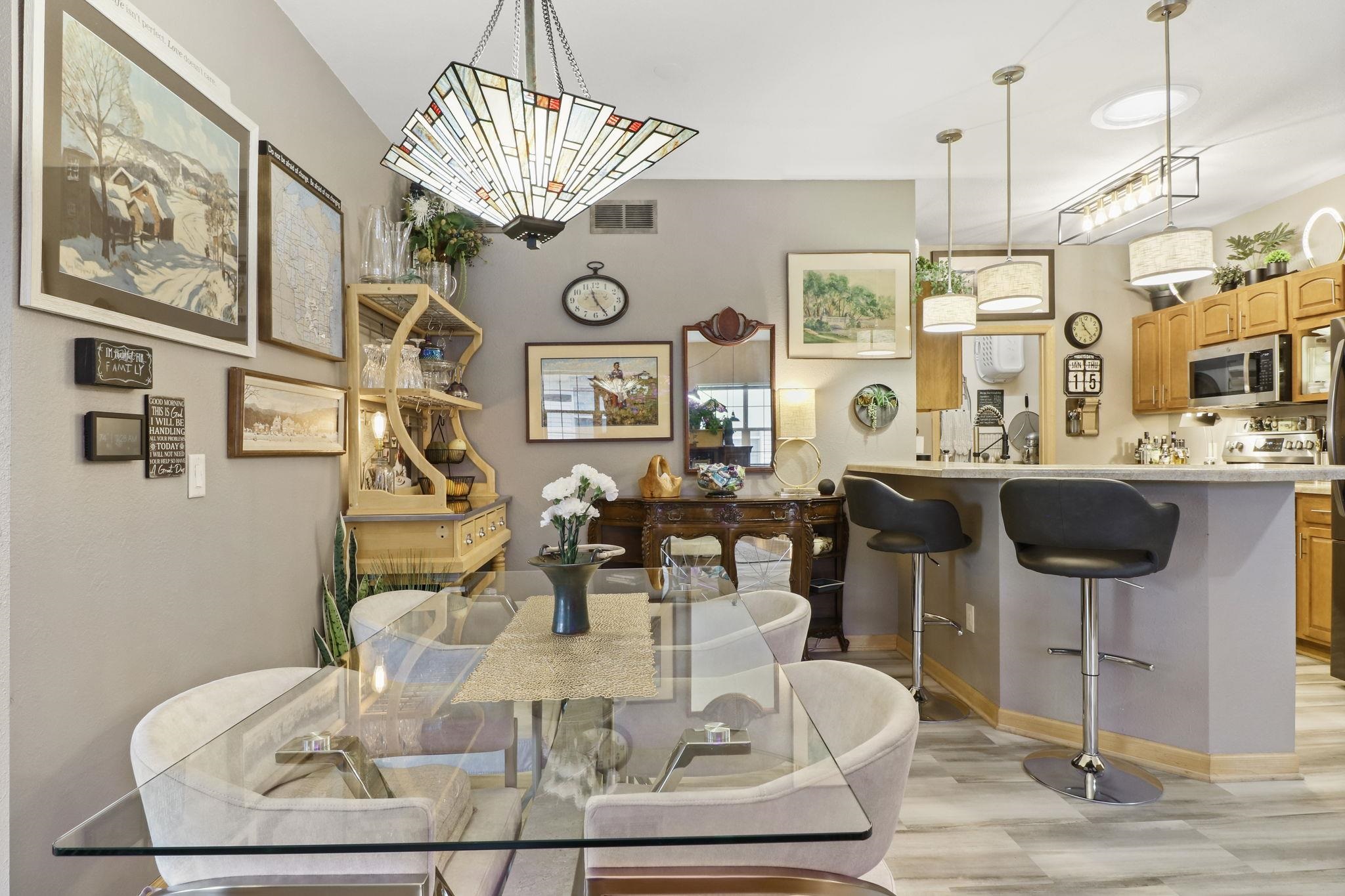 702 Clardell Drive Sun Prairie, WI 53590 - Photo 10 of 35