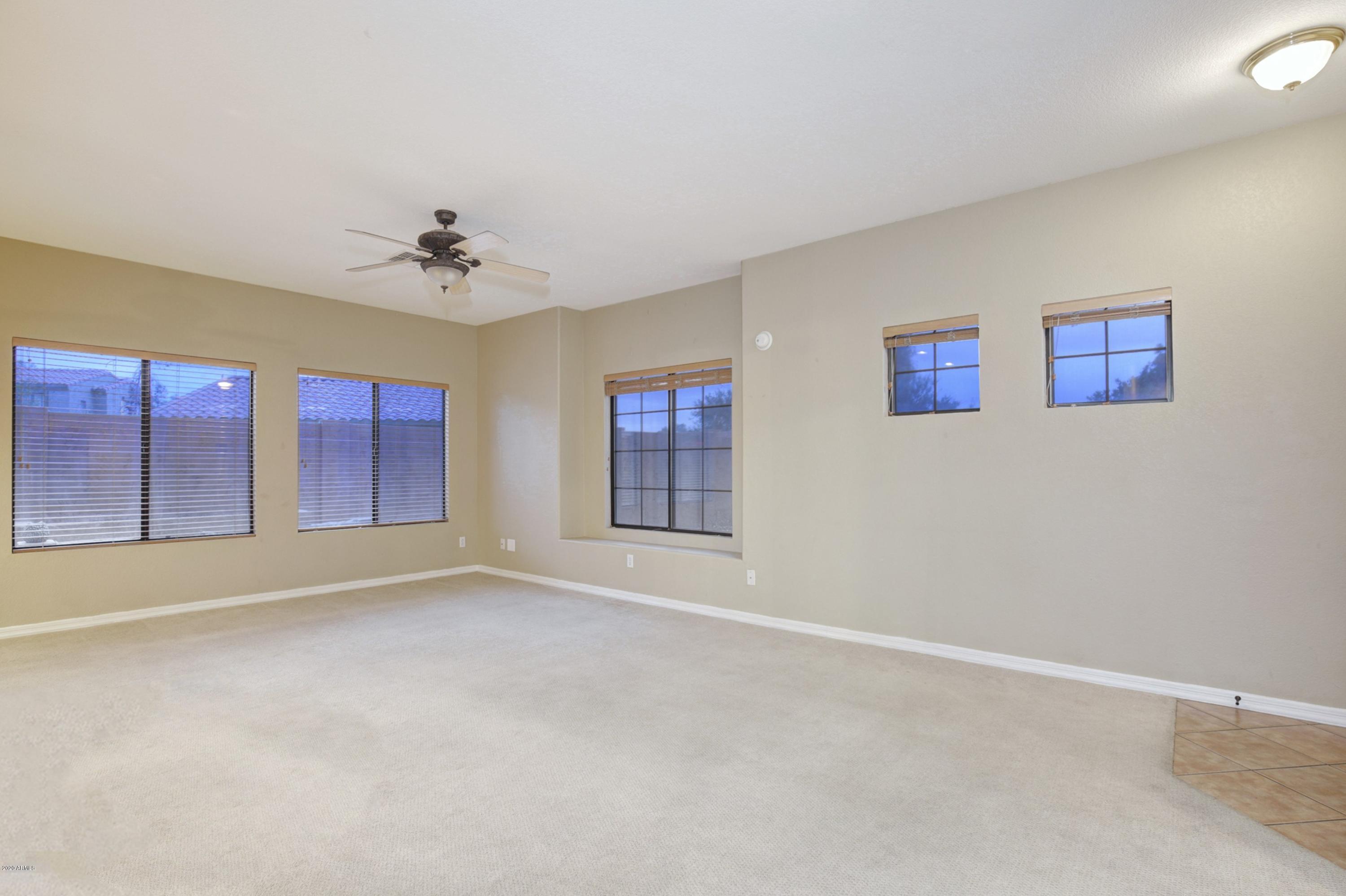 2852 East Fremont Road Phoenix, AZ 85042 - Photo 9 of 35 great room
