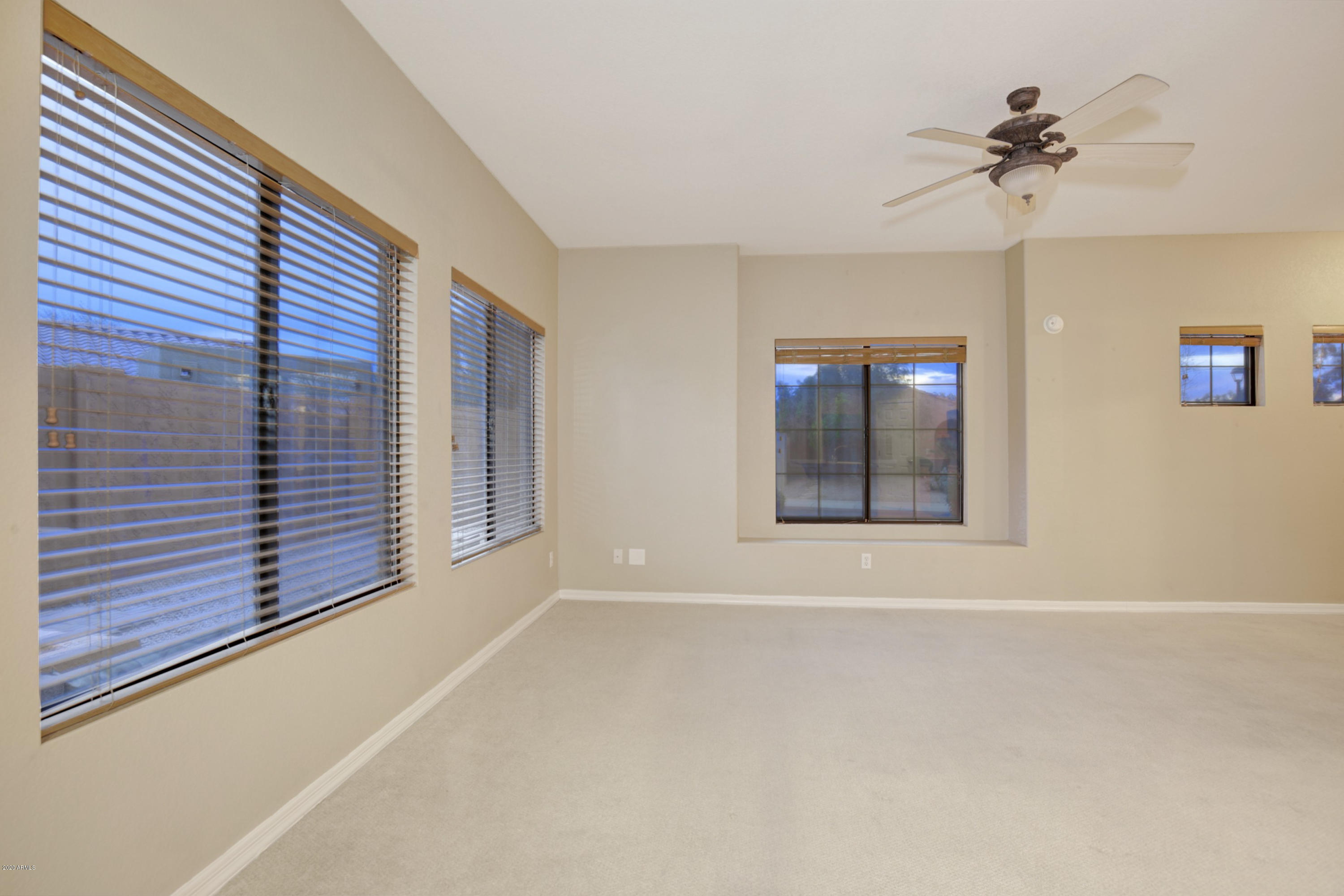 2852 East Fremont Road Phoenix, AZ 85042 - Photo 10 of 35 great room