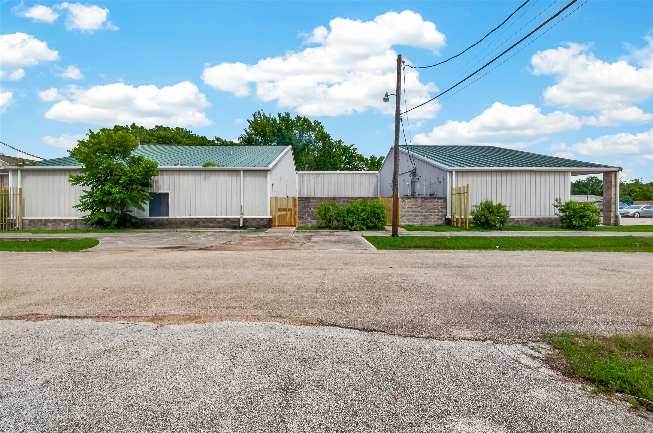 4721 Yellowstone Boulevard Houston, TX 77021 - Photo 7 of 19