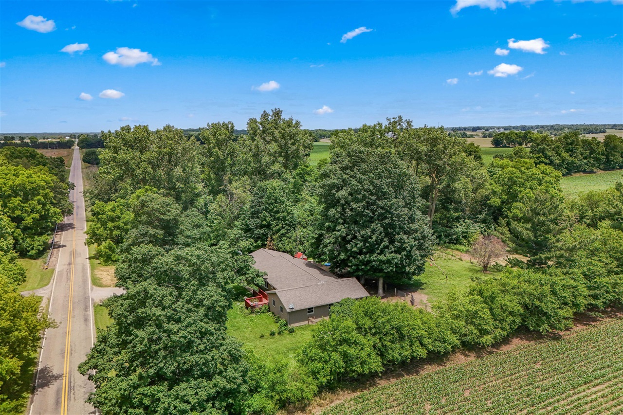 7051 Long Lake Road Reading, MI 49274 - Photo 8 of 54