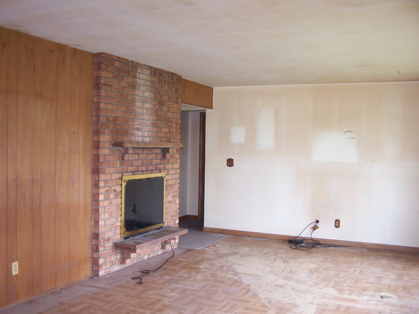 2046 Deep Cut Road Woodstock, IL 60098 - Photo 3 of 18