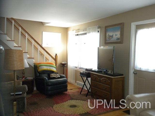 E8123 2nd Street Ramsay, MI 49959 - Photo 9 of 27 Gallery Image 9