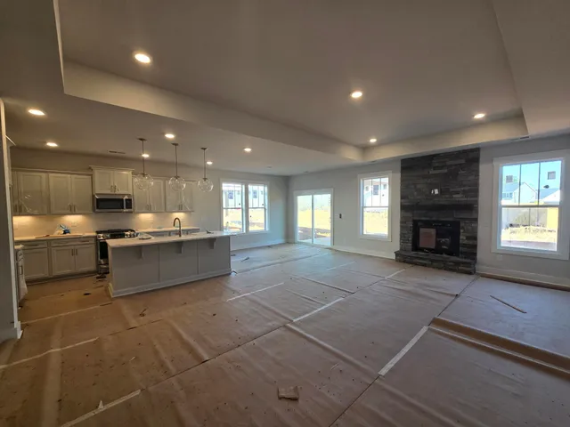 $389,990 | 12119 Mahogany Circle, Inman, SC 29349