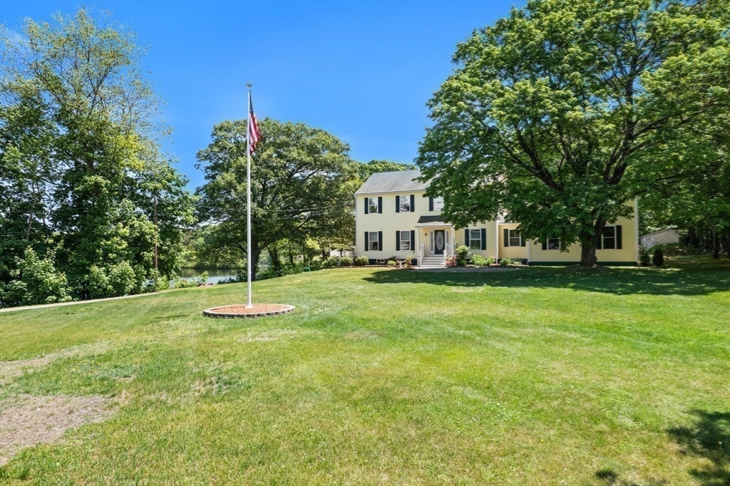 53 Farm Street Blackstone, MA 01504 - Photo 32 of 42