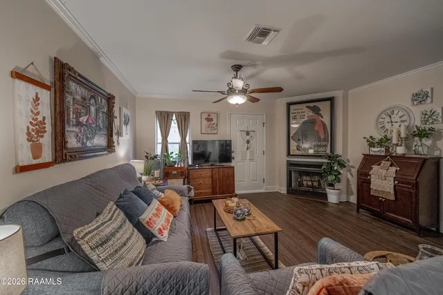 $199,860 | 416 Doucet Road, Unit 3A, Lafayette, LA 70503