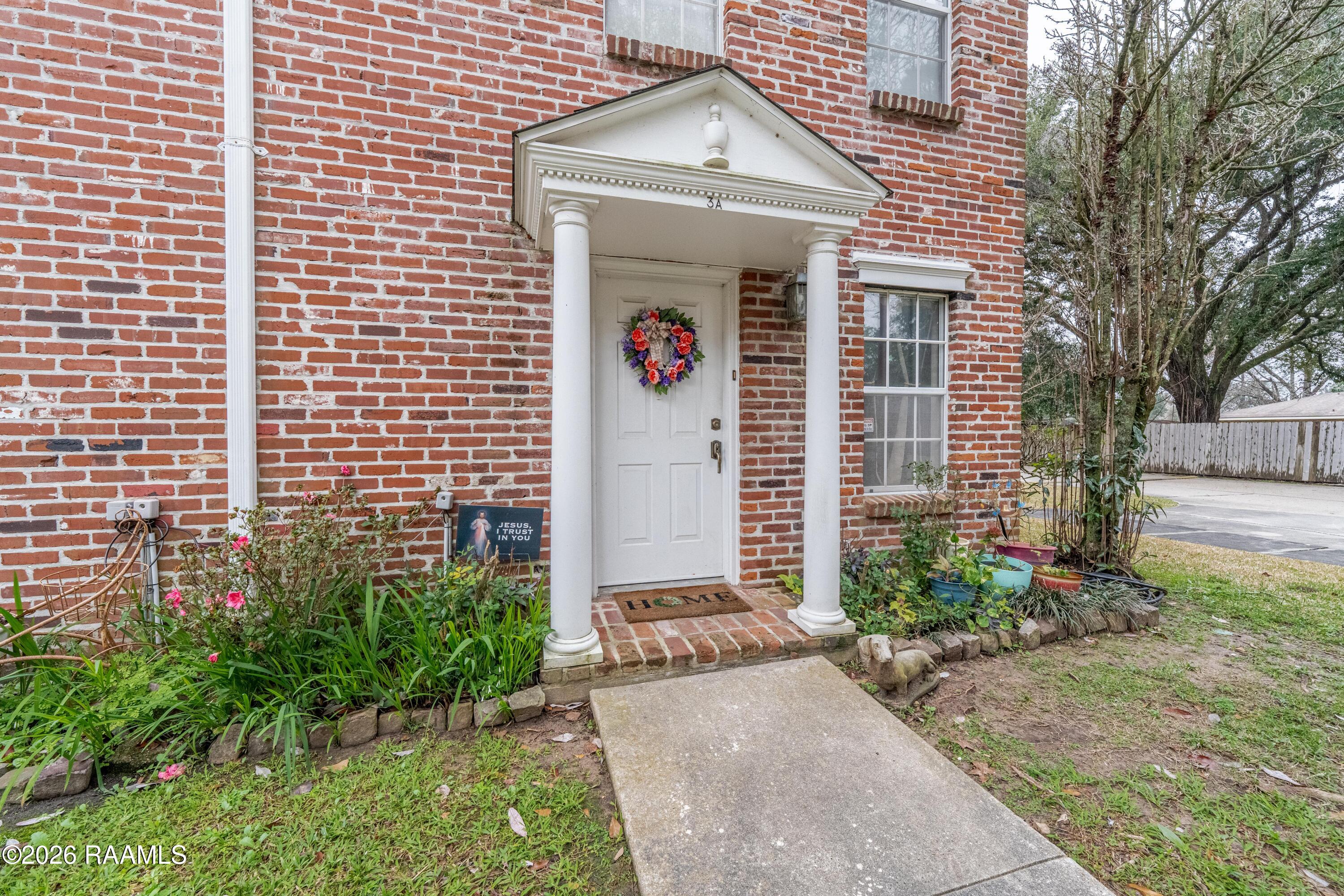416 Doucet Road, Unit 3A Lafayette, LA 70503 - Photo 2 of 36 416 Doucet Rd. Unit 3 A-33