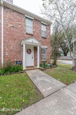 $199,860 | 416 Doucet Road, Unit 3A, Lafayette, LA 70503