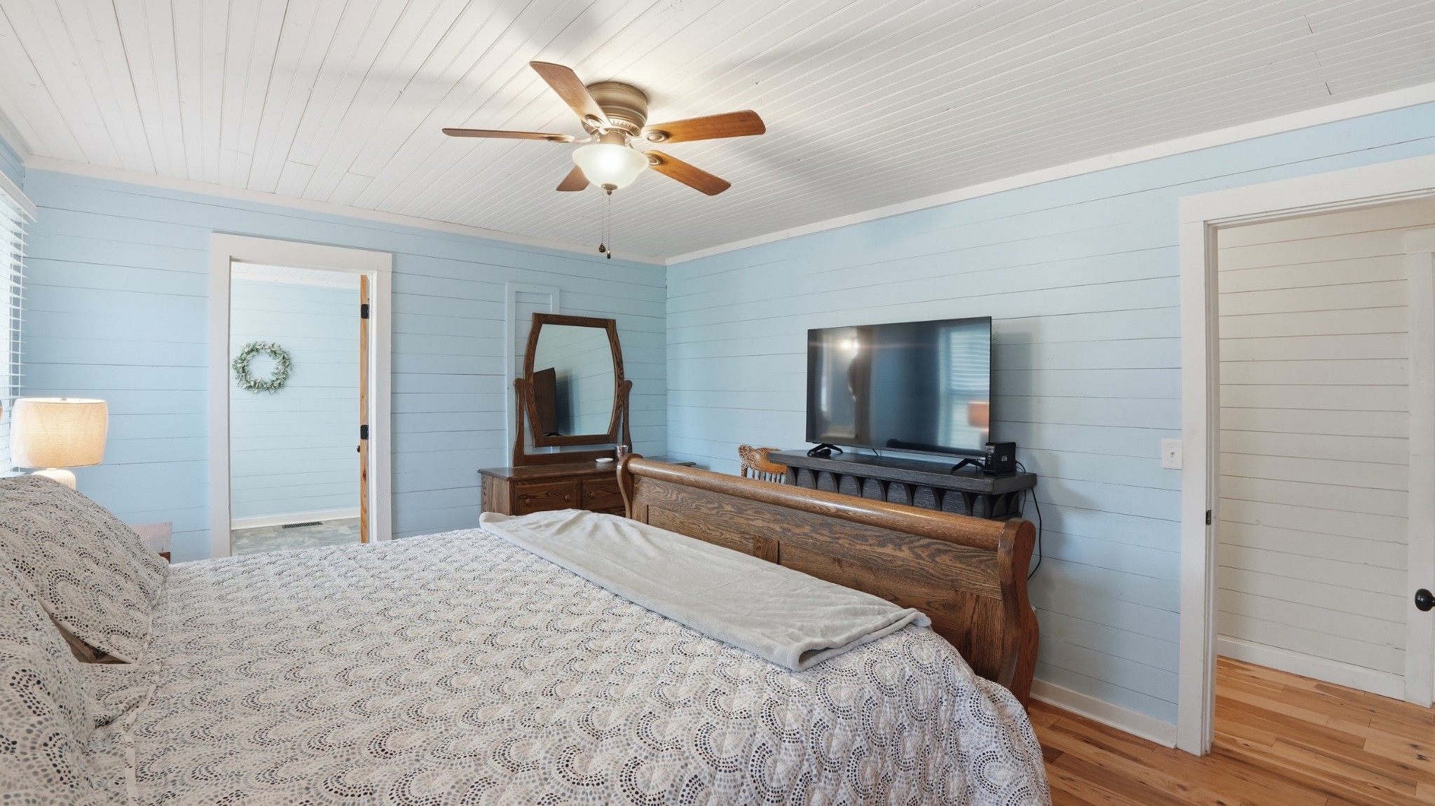 1101 Bagley Hollow Road Fayetteville, TN 37334 - Photo 33 of 52 a bedroom with a bed and a flat screen tv