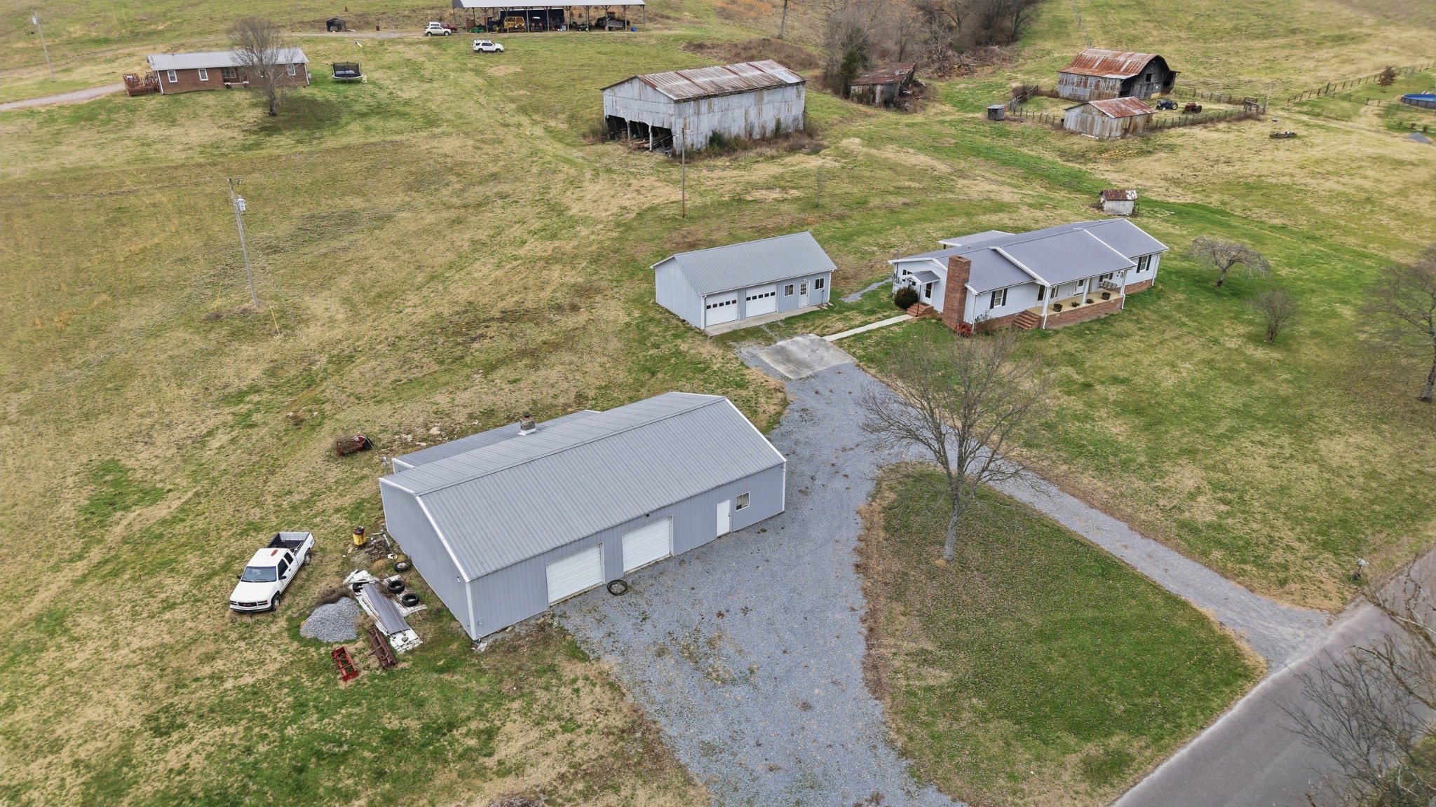 1101 Bagley Hollow Road Fayetteville, TN 37334 - Photo 46 of 52 a view of a backyard with table and chairs
