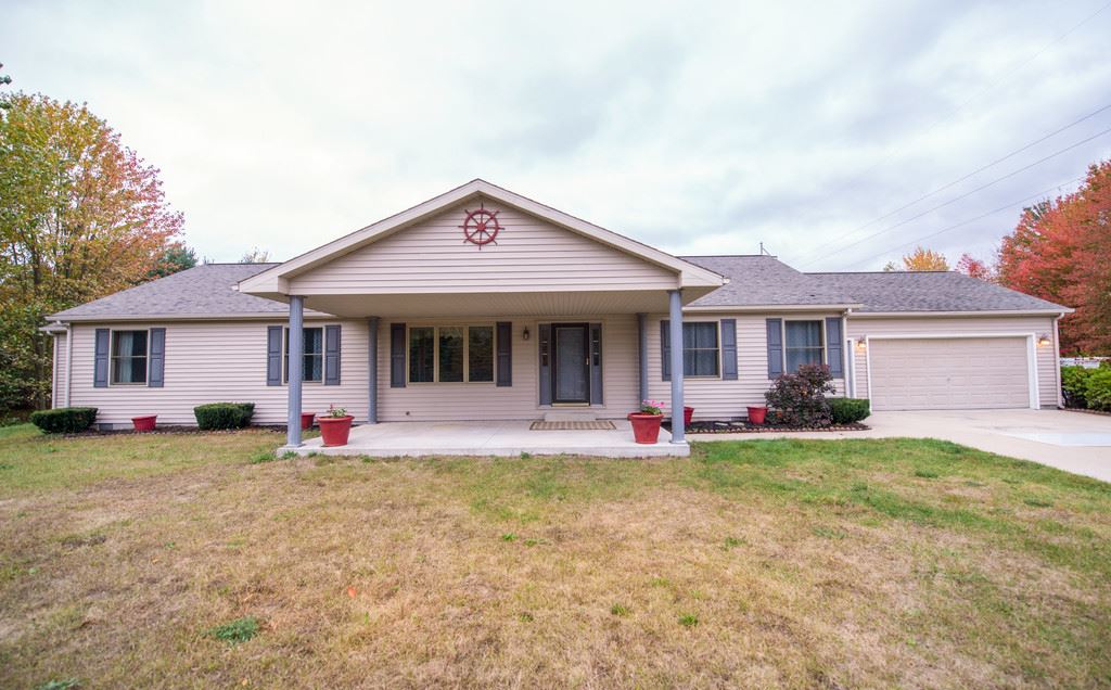 898 South 11 Mile Road Midland, MI 48640 - Photo 1 of 20 1839819.JPG