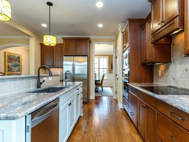 2709 Full Circle Raleigh, NC 27613 - Photo 10 of 30 Kitchen