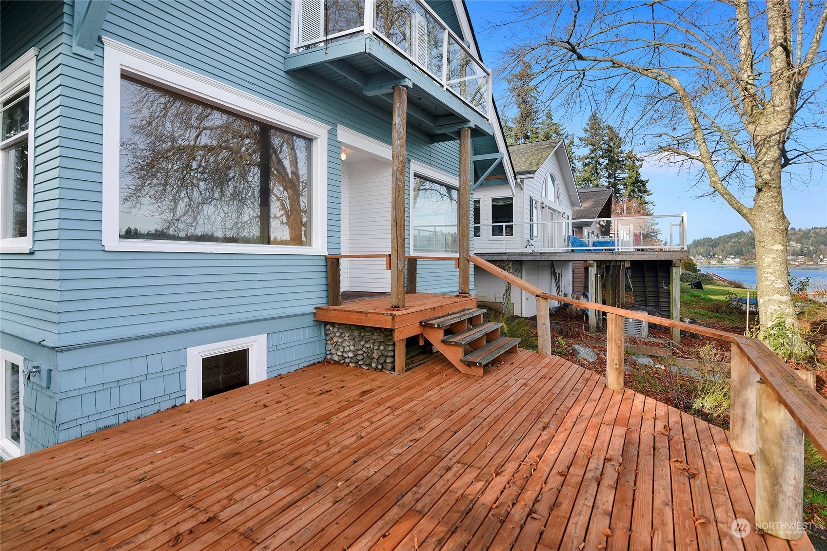 16068 Virginia Point Road Northeast Poulsbo, WA 98370 - Photo 34 of 40 Gallery Image 34