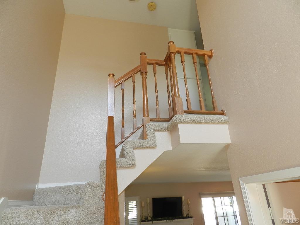 1866 Rory Lane, Unit 2 Simi Valley, CA 93063 - Photo 7 of 31