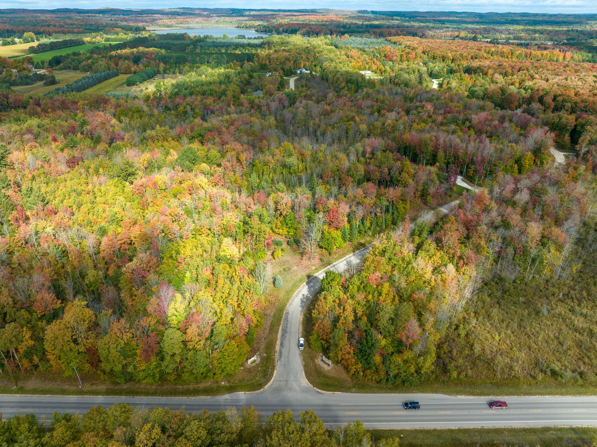 Spring Valley Drive Cadillac, MI 49601 - Photo 3 of 19 3