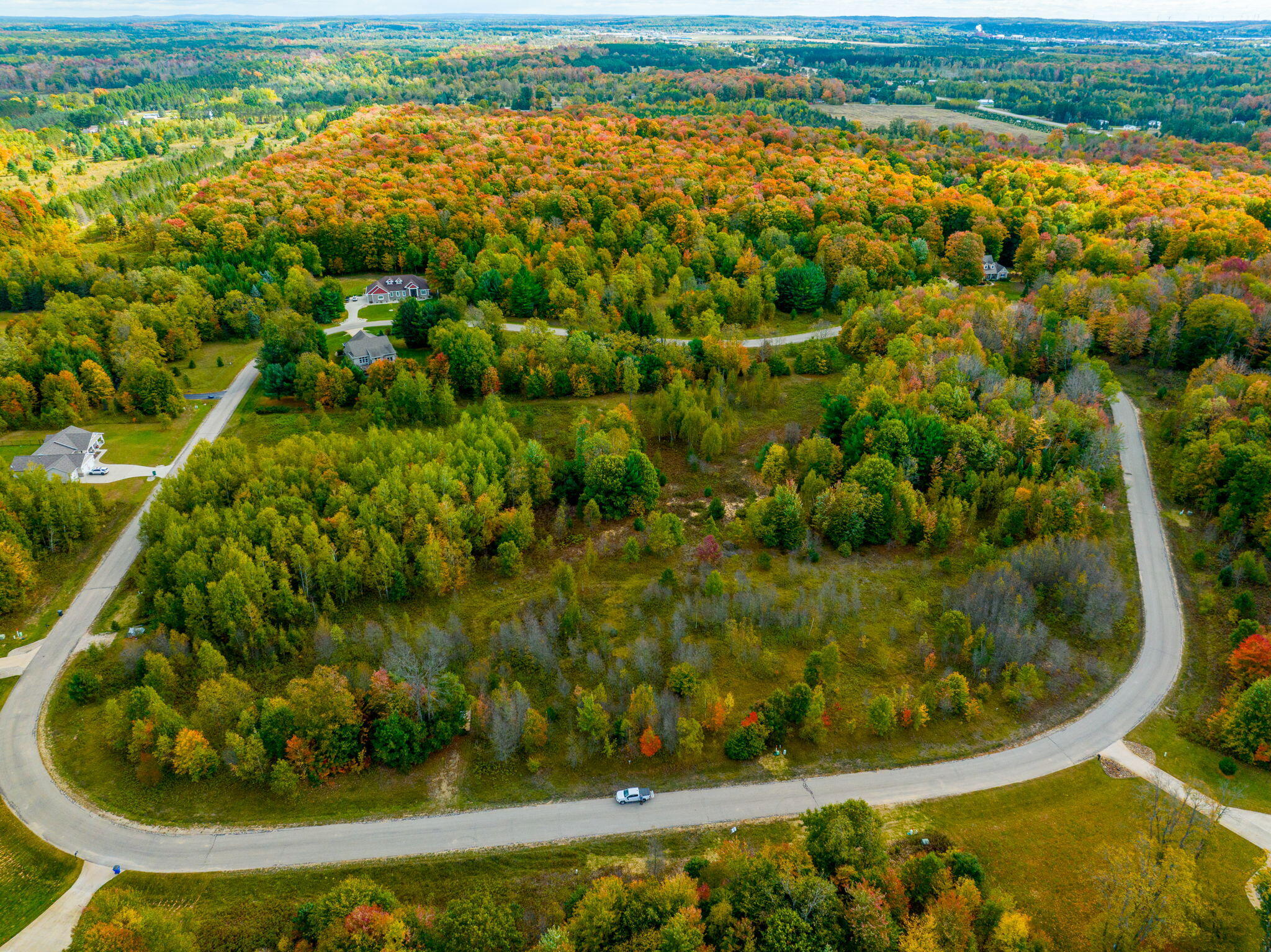 Spring Valley Drive Cadillac, MI 49601 - Photo 8 of 19 8