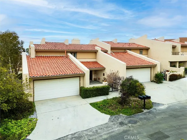 $998,000 | 20 Peartree Lane, Unit 25, Rolling Hills Estates, CA 90274