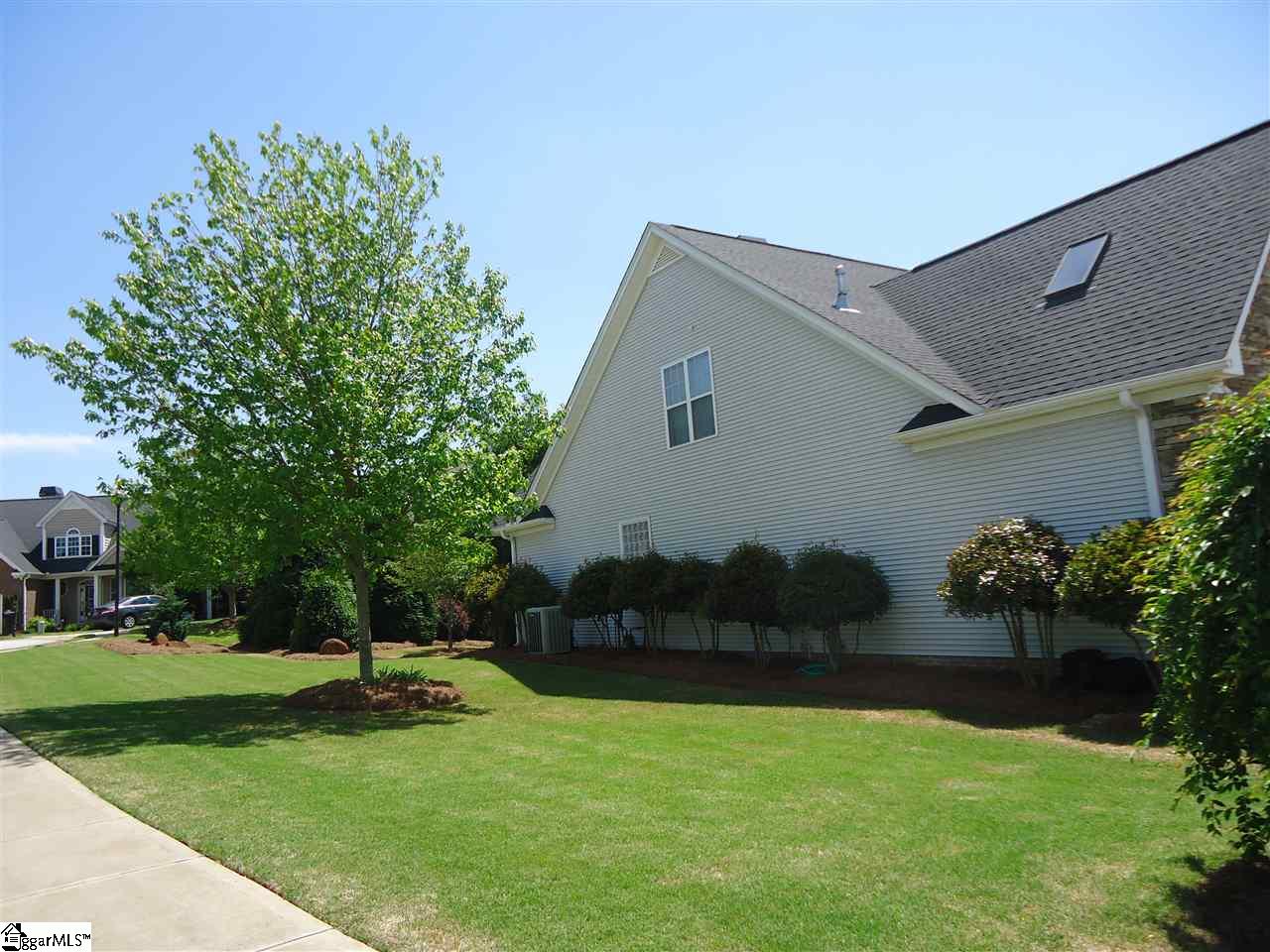 101 Aldgate Way Greer, SC 29650 - Photo 4 of 25 Gallery Image 4