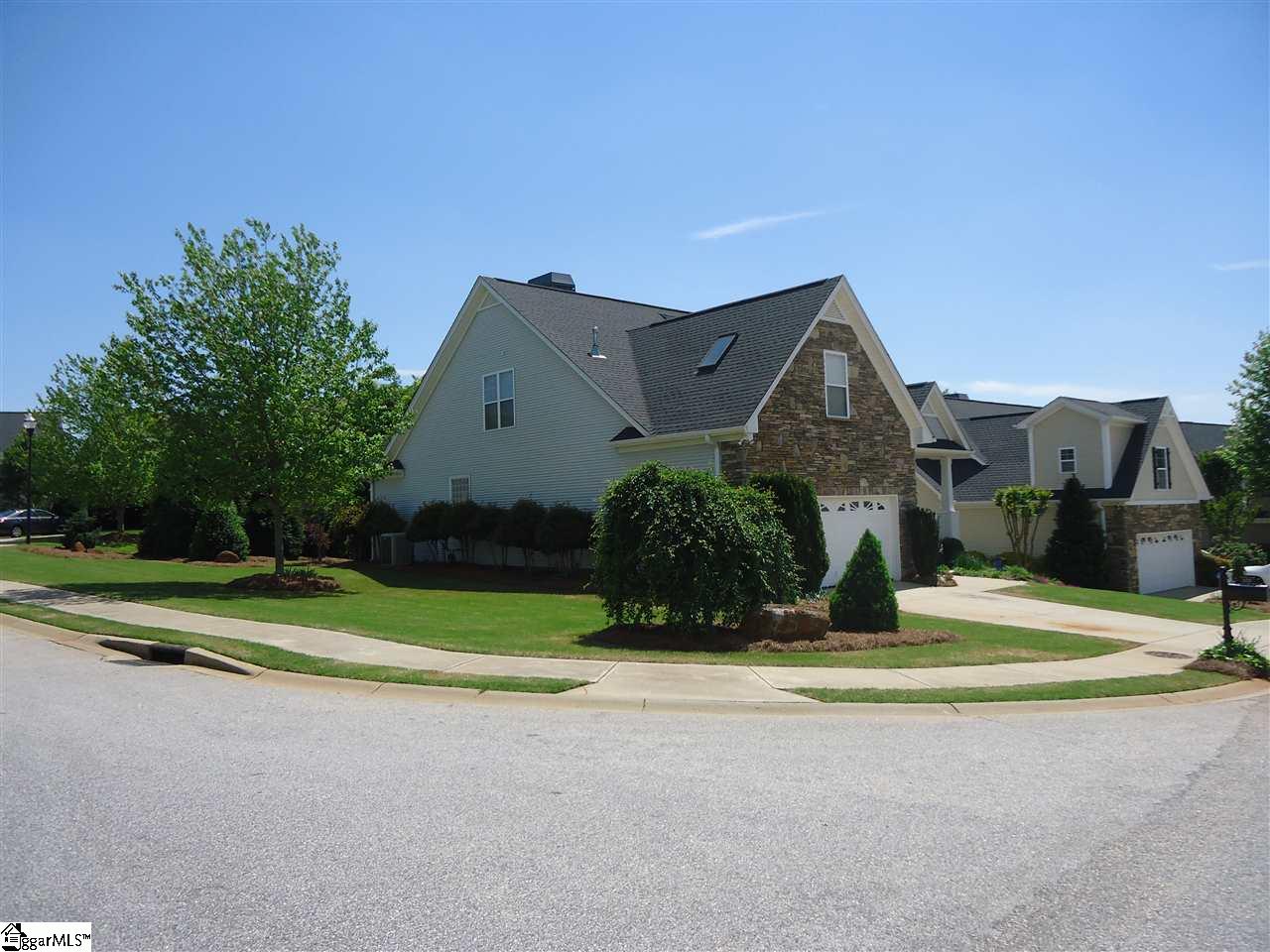 101 Aldgate Way Greer, SC 29650 - Photo 5 of 25 Gallery Image 5
