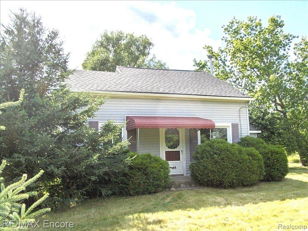 7075 Eagle Road Davisburg, MI 48350 - Photo 3 of 18 Front view 3