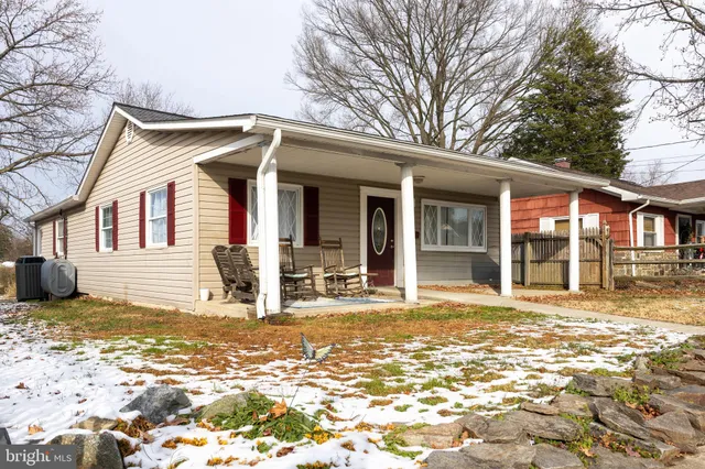 $349,900 | 34 Dogwood Drive, Baltimore, MD 21220