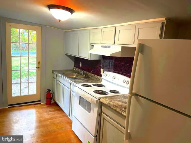 $1,650 | 11291 Pine Hill Road, King George, VA 22485