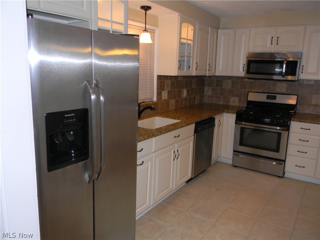 3220 Rumson Road Cleveland, OH 44118 - Photo 16 of 26