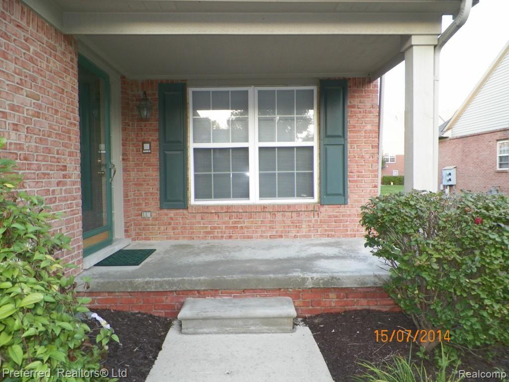 461 Cherry Grove Road, Unit 70 Canton, MI 48188 - Photo 2 of 20 Large Covered Entry!