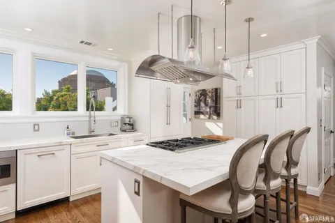 $3,198,000 | 2370 North Point Street, San Francisco, CA 94123