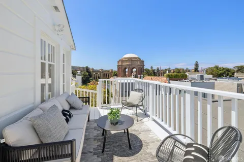 $3,098,000 | 2370 North Point Street, San Francisco, CA 94123